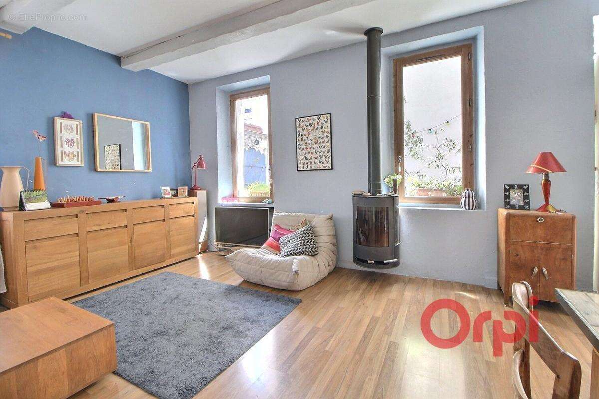 maison de ville avec cour - Marseille 13007 - photo 6