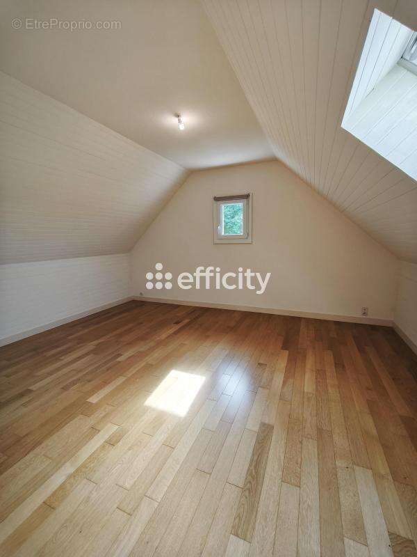 Maison 156 m² à Pleslin-Trigavou  - photo 21