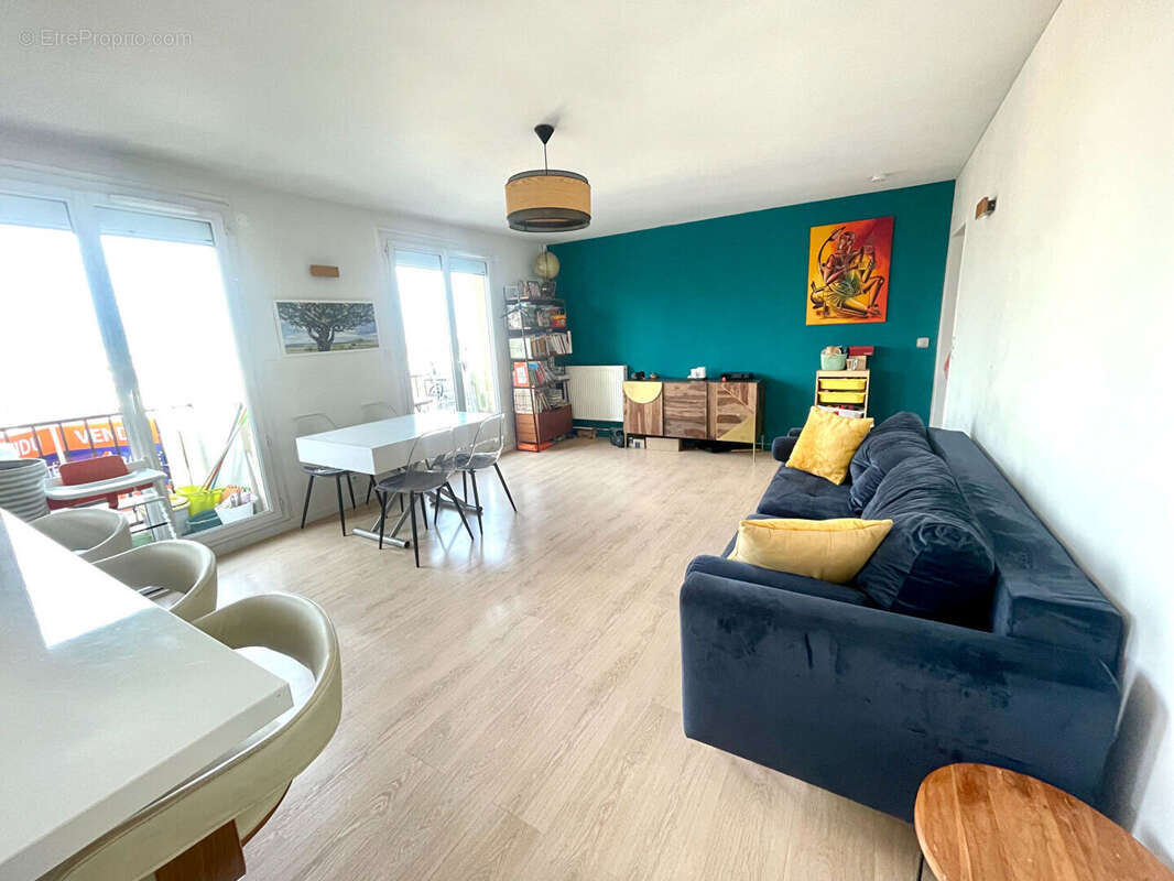 Appartement à COLOMBES