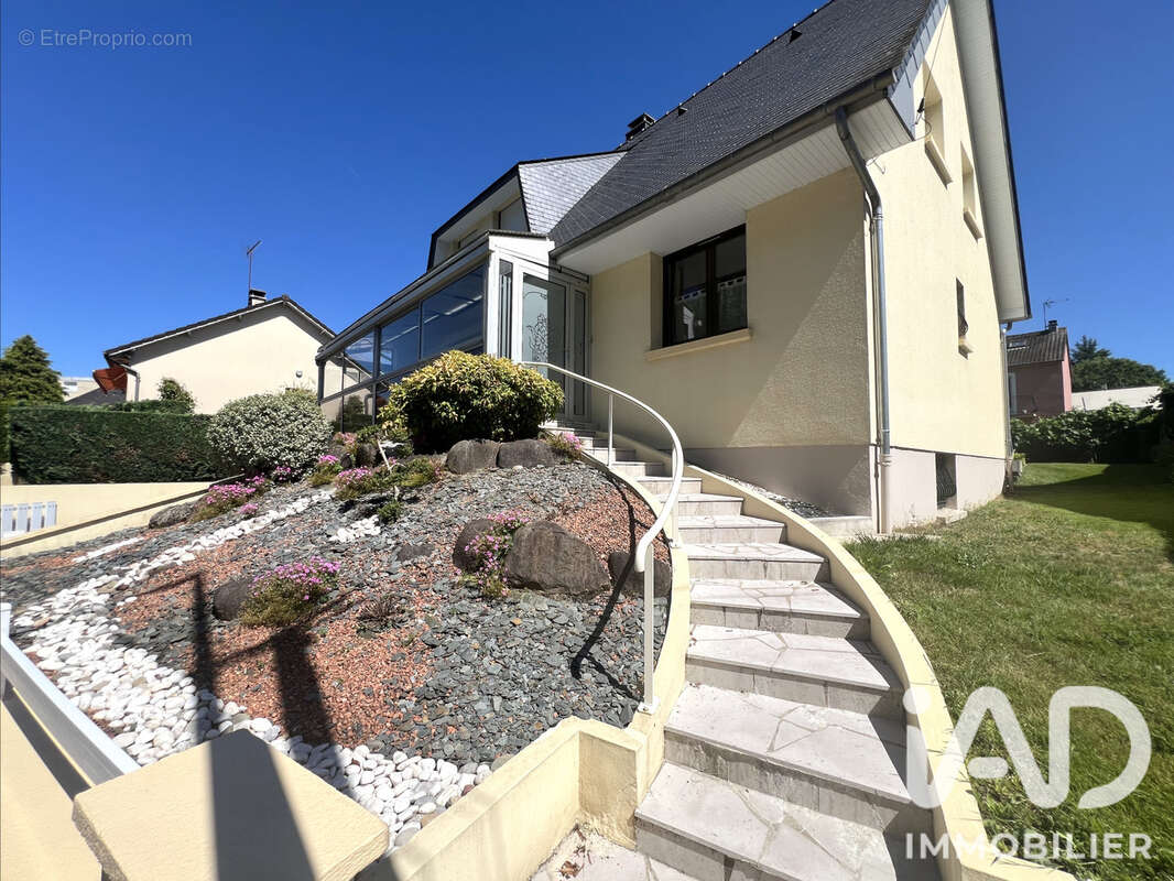 Maison 132 m² à Mayenne  - photo 2