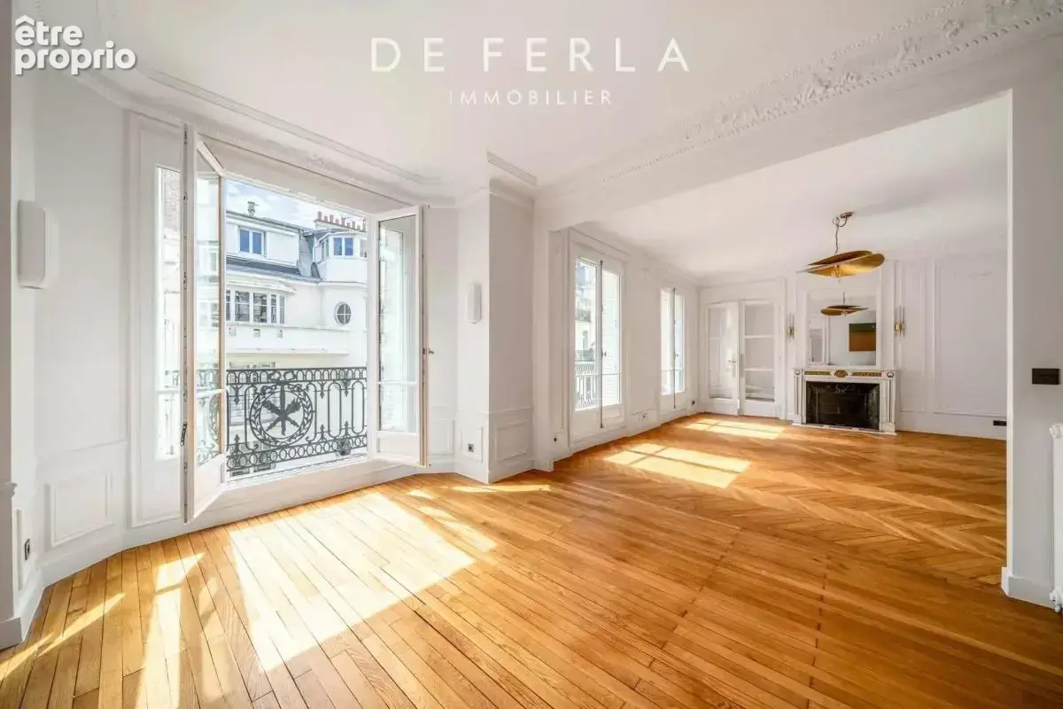 Sèvres / Duroc -  Haussmanien & Étage élevé - 5 chambres - photo 4