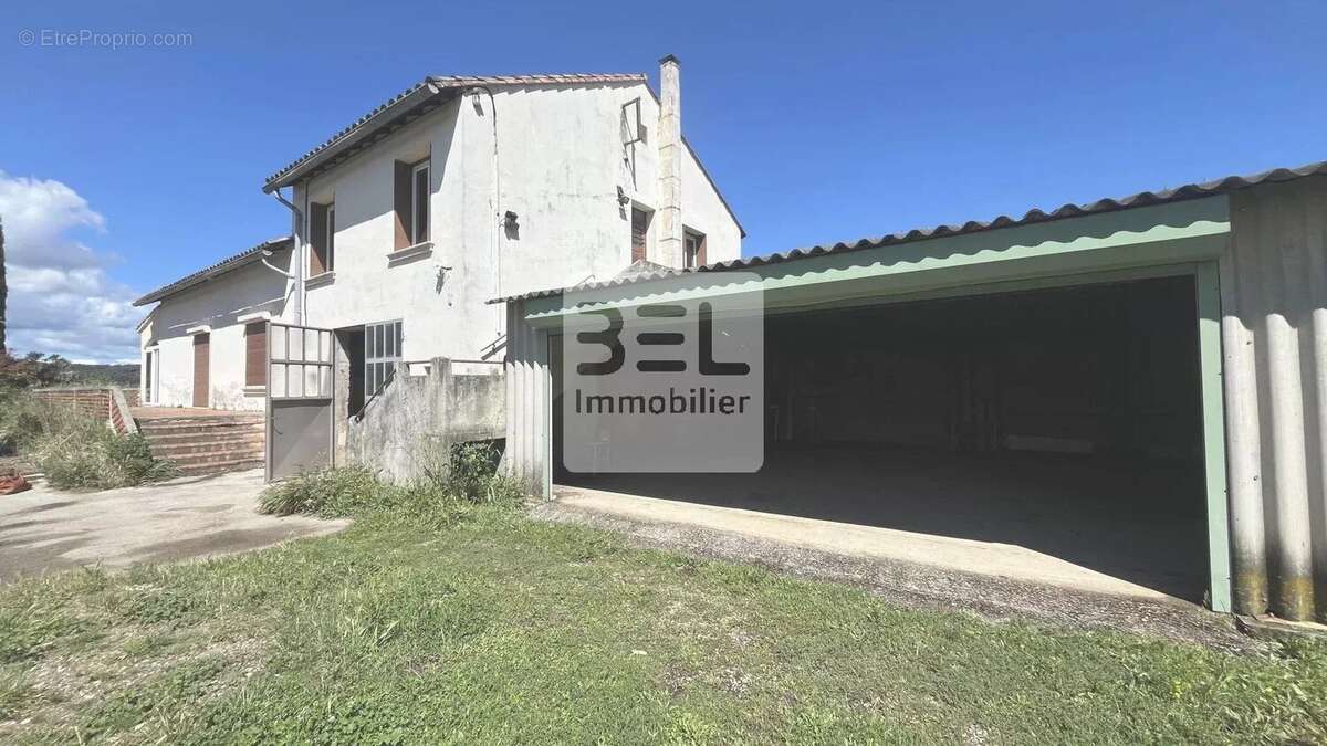 Maison à CHUSCLAN
