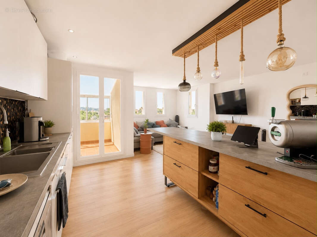 Appartement à MARSEILLE-13E