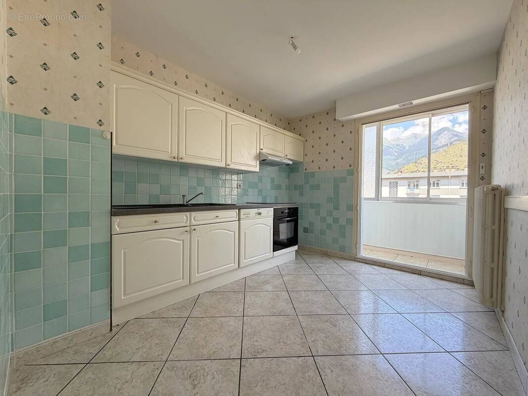 Appartement à SAINT-JEAN-DE-MAURIENNE