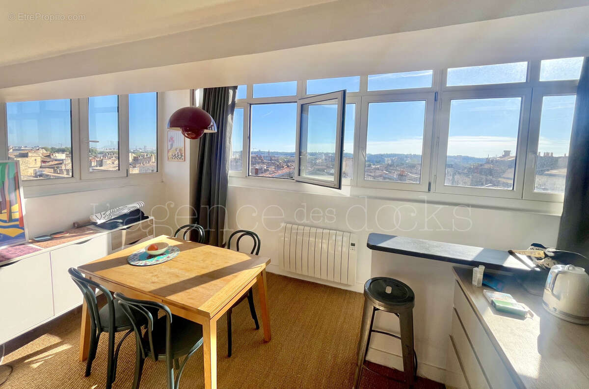 Appartement à BORDEAUX