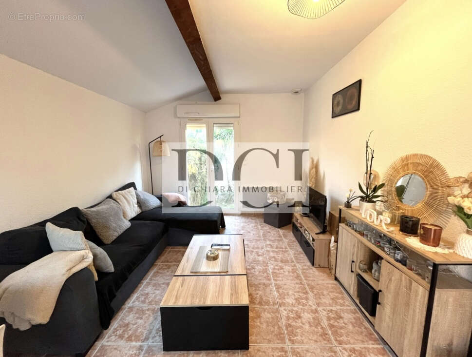 Maison à ENSUES-LA-REDONNE