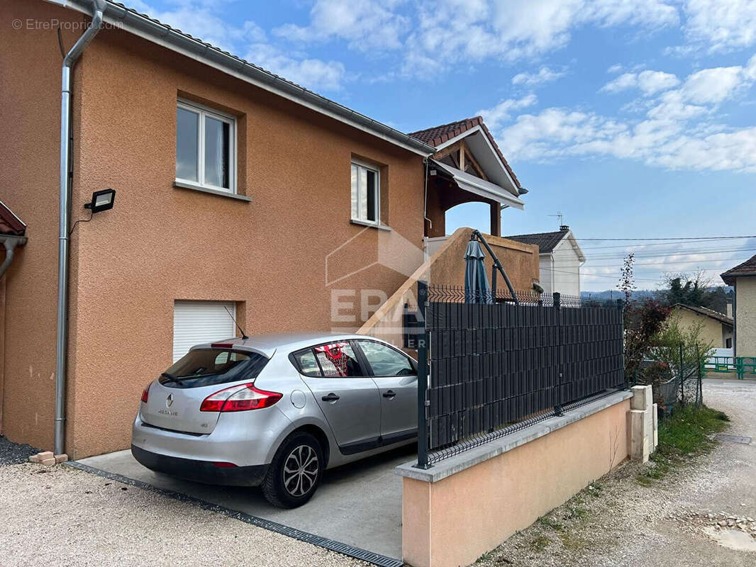 Appartement à LES ABRETS