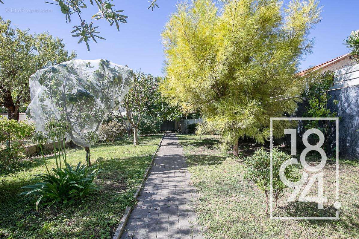 Maison à MARSEILLE-10E