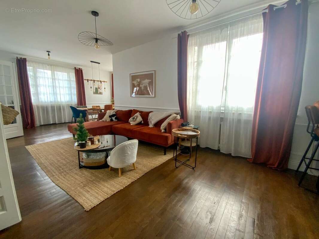 Maison à VILLEMOMBLE
