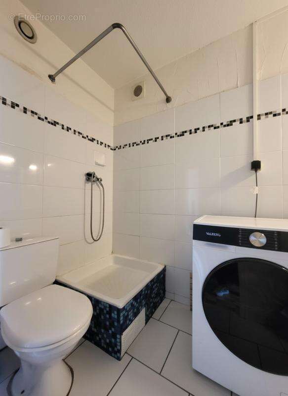 Appartement à MAUGUIO