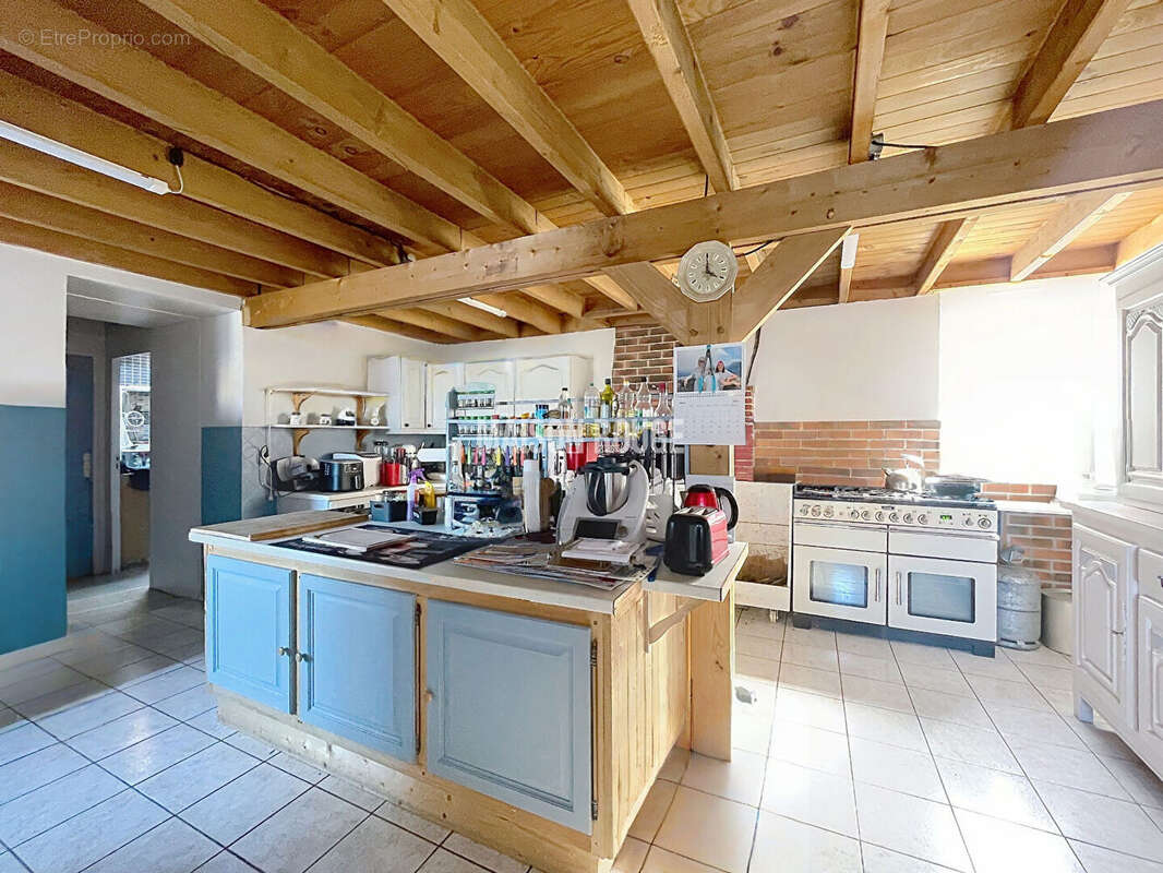 Maison à MINIAC-MORVAN
