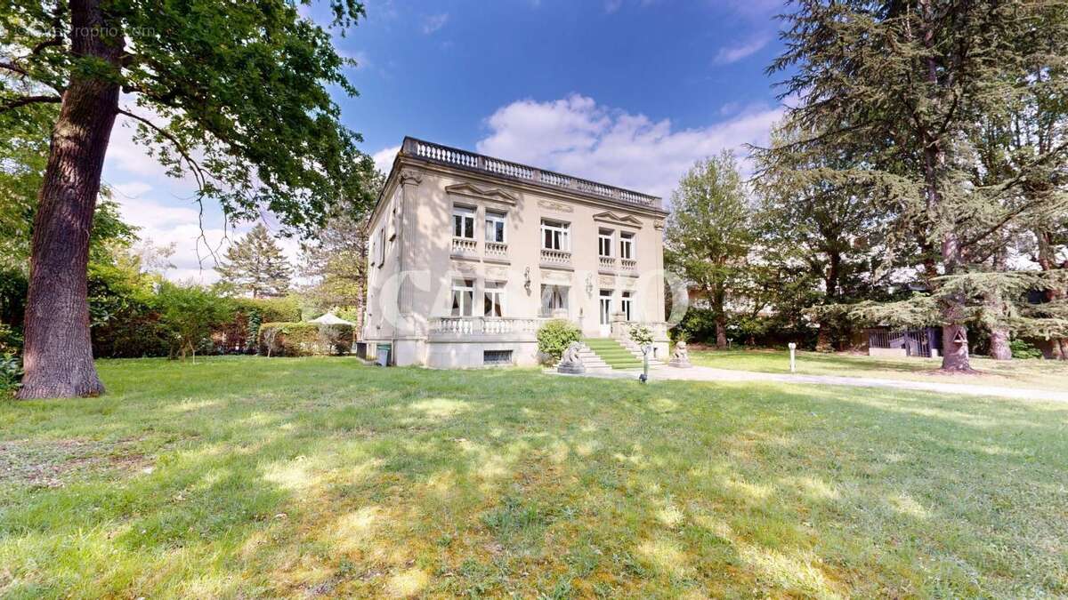 Maison à FONTENAY-SOUS-BOIS