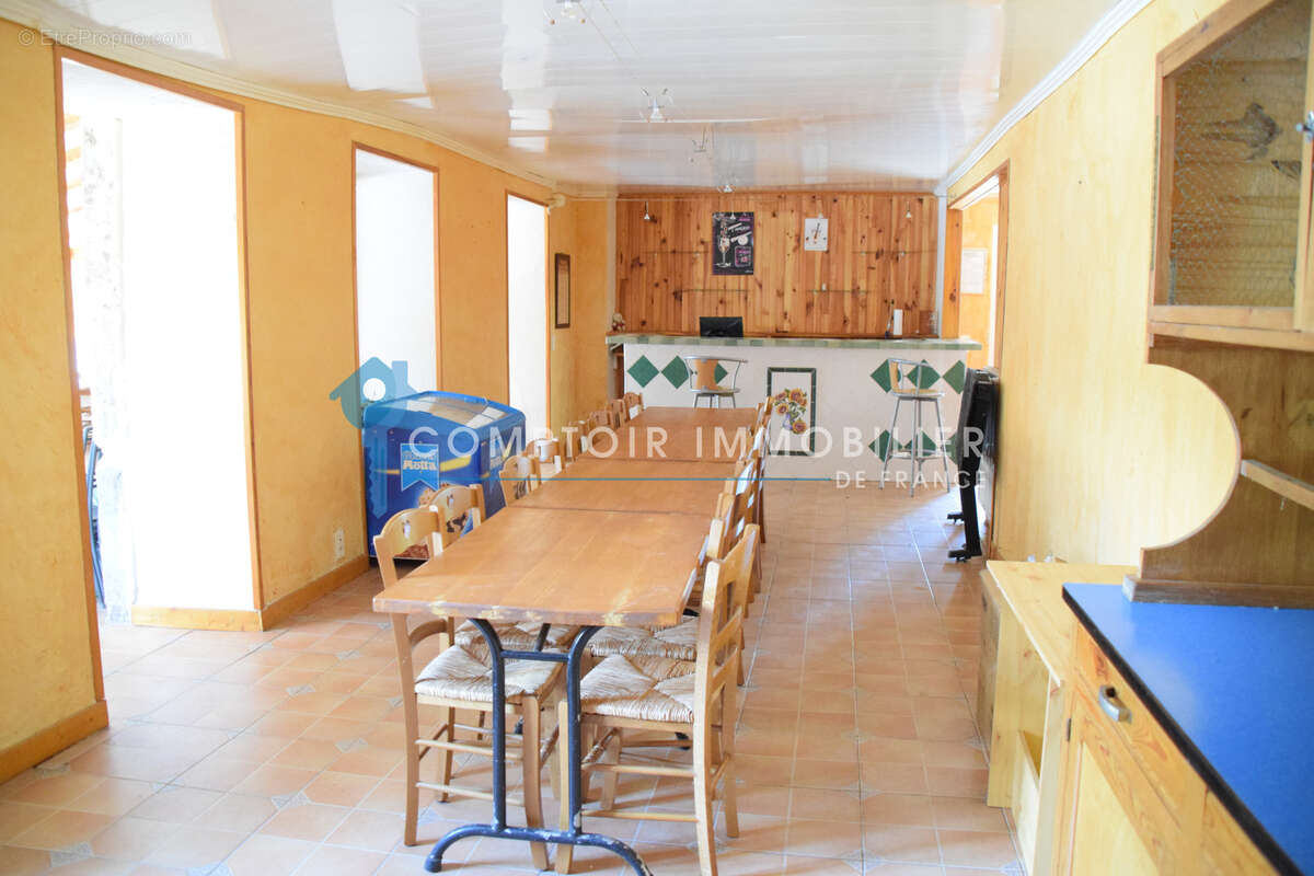 Dépt. 07 - A VENDRE AU CROS DE GERORAND - Grande maison rénovée de 250 m2 -Parcelle de 1.020 m2 - photo 17