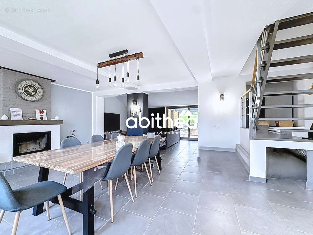 Maison à BEAUMETZ-LES-LOGES