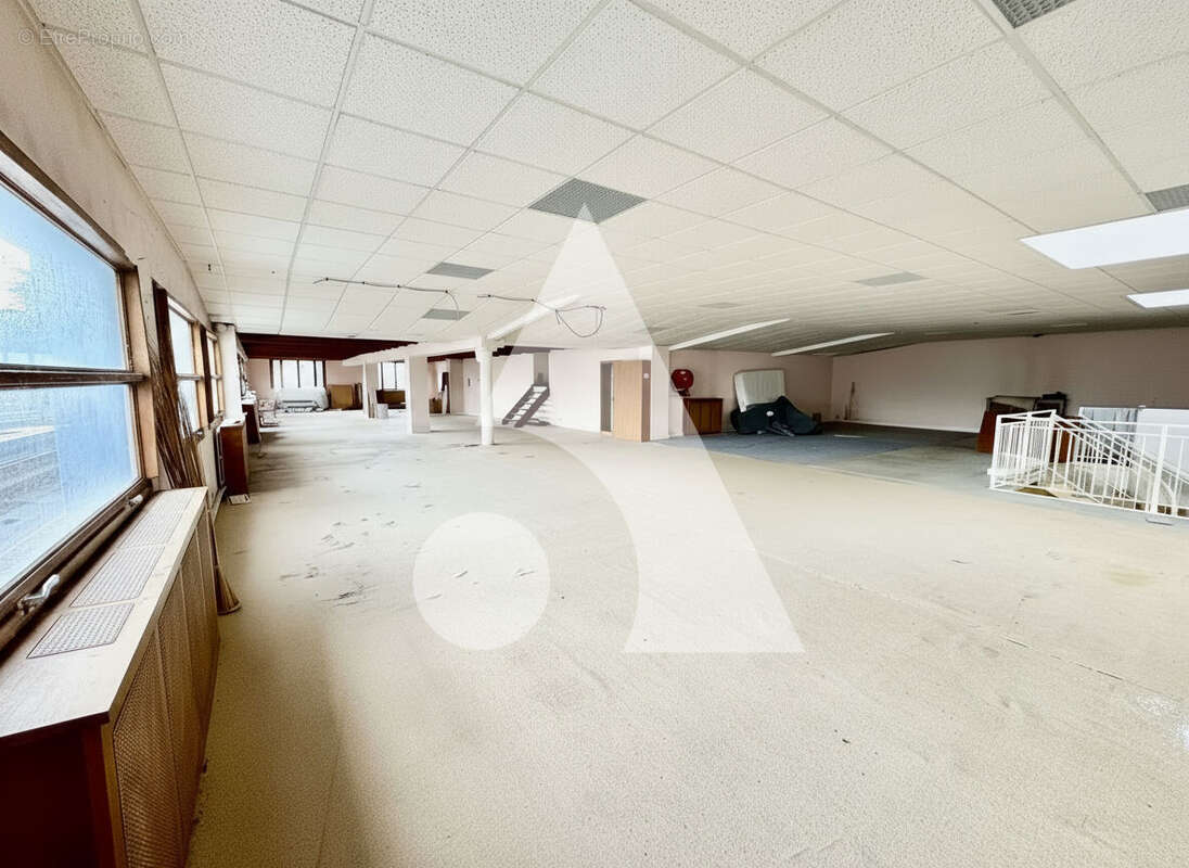 Commerce à LIFFOL-LE-GRAND