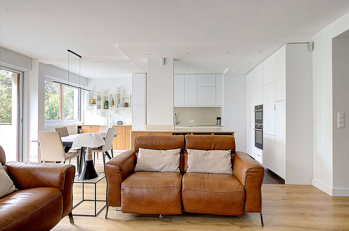 Appartement à L'ETANG-LA-VILLE