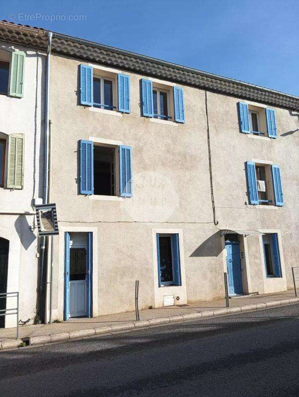 Appartement à SAINT-ZACHARIE
