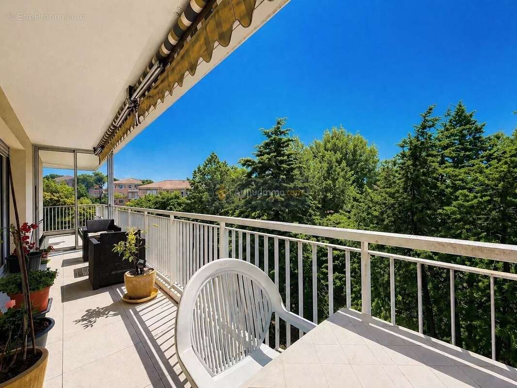 Appartement à SAINT-RAPHAEL
