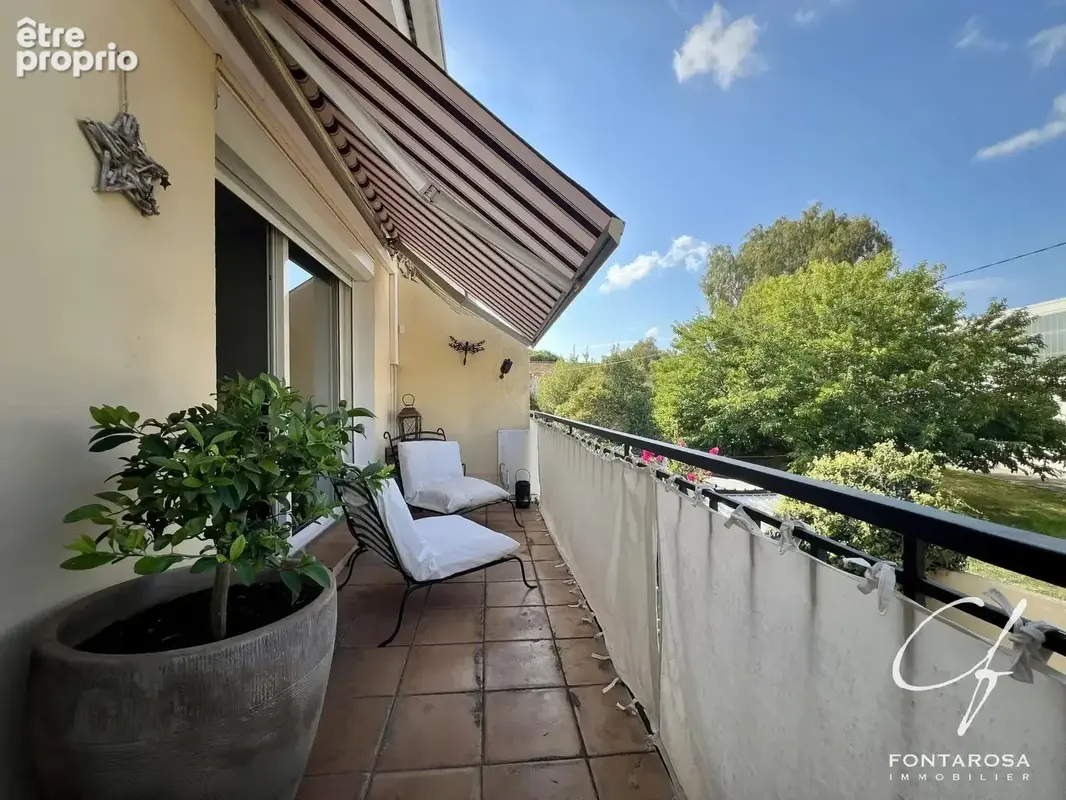 Saint-raphaël – spacieux t4 avec terrasse et cour privative – - photo 1