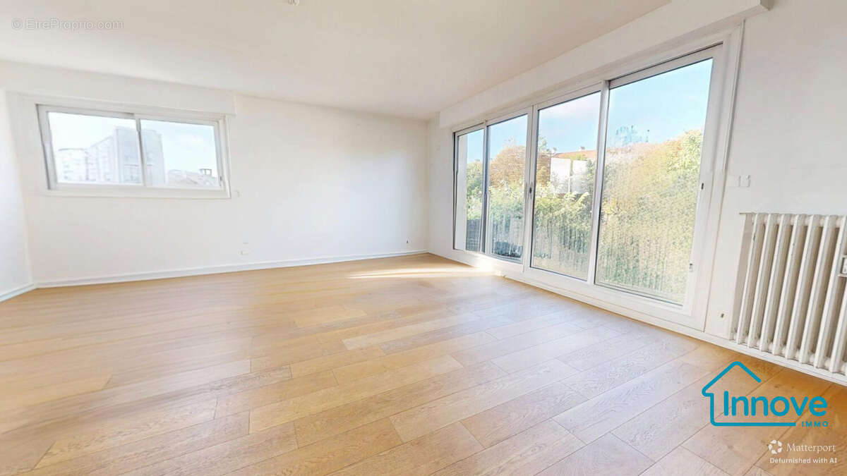Appartement à SURESNES