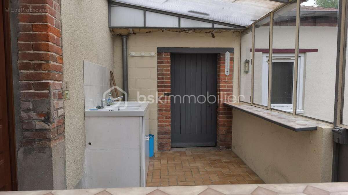 Maison avec dépendances - photo 16