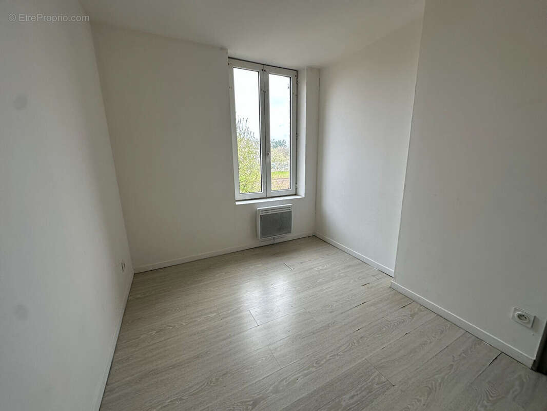 Immeuble Muille Villette 29 pièce(s) 450m² - photo 6