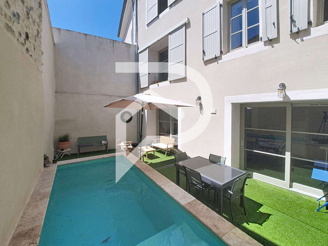 Maison à vendre Le Teil 8 pièce(s) 237 m2 - photo 14