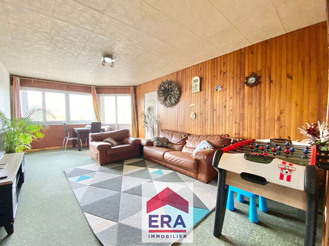 Appartement à SARTROUVILLE