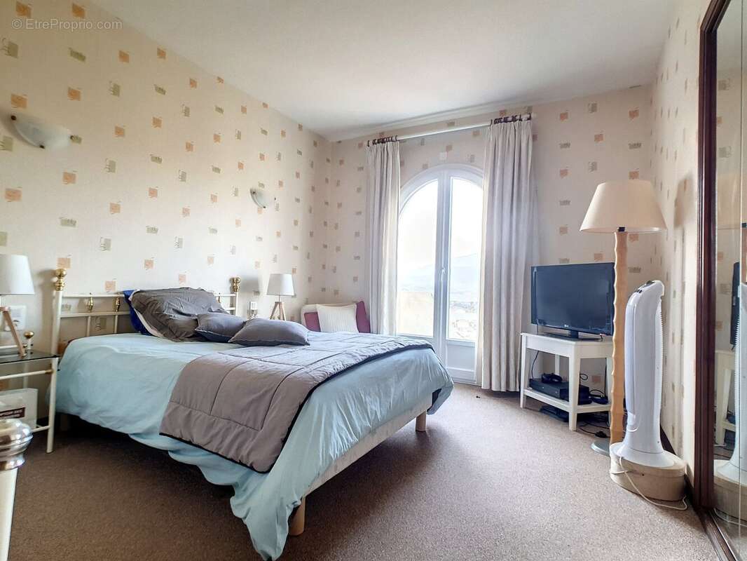 Maison à SAINT-CHINIAN