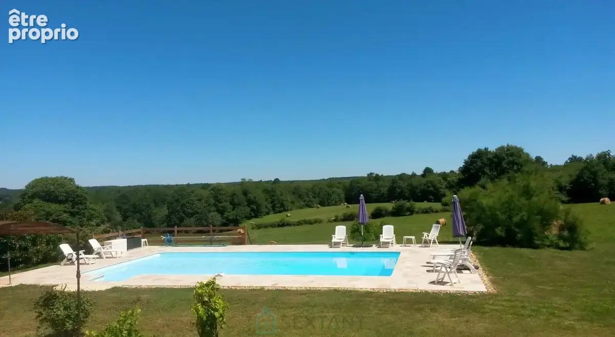 Proche Monpazier, propriété de caractère avec 3 habitations, dépendances et piscine sur 5,3 hectares de terrain - photo 3