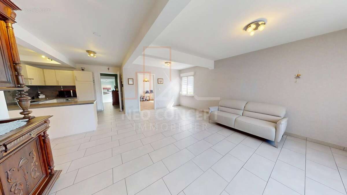 Exceptionnelle propriété de 35 ares avec maison contemporaine de 216 m² - photo 16
