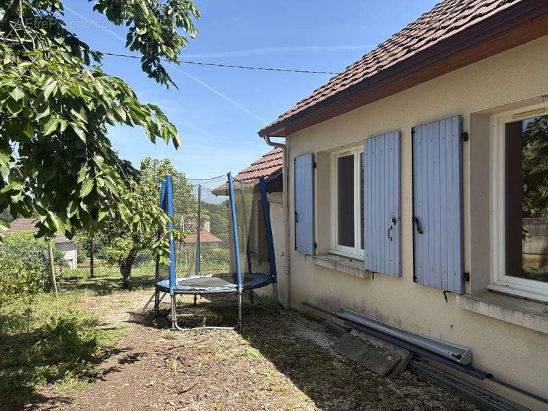Maison à SAINT-SORNIN-LAVOLPS