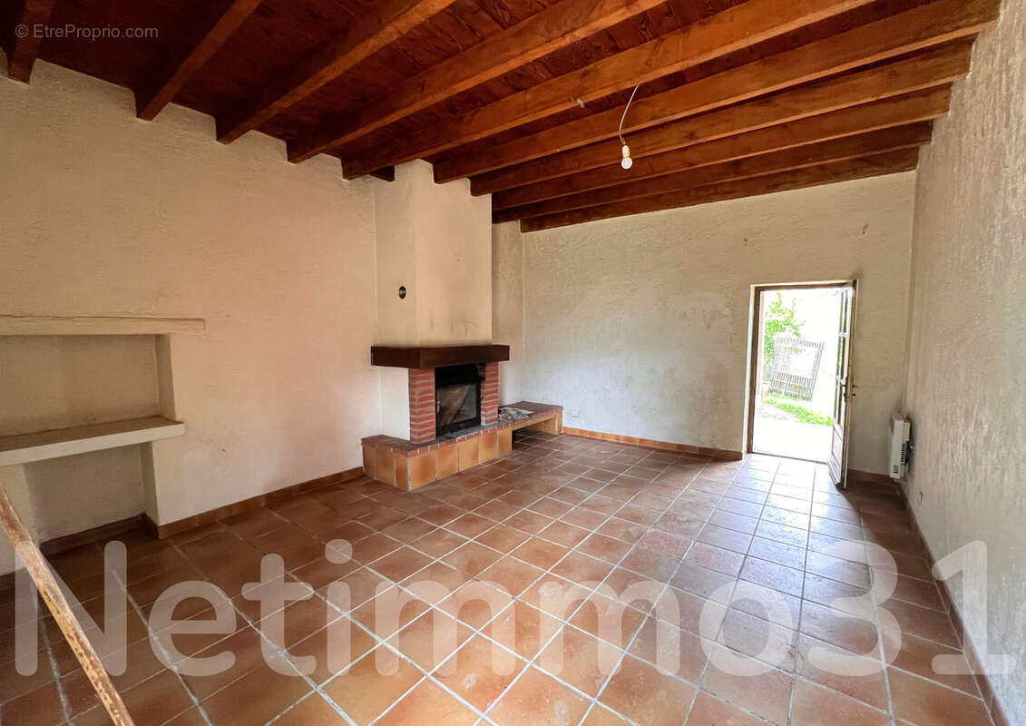 Maison à PUYLAURENS