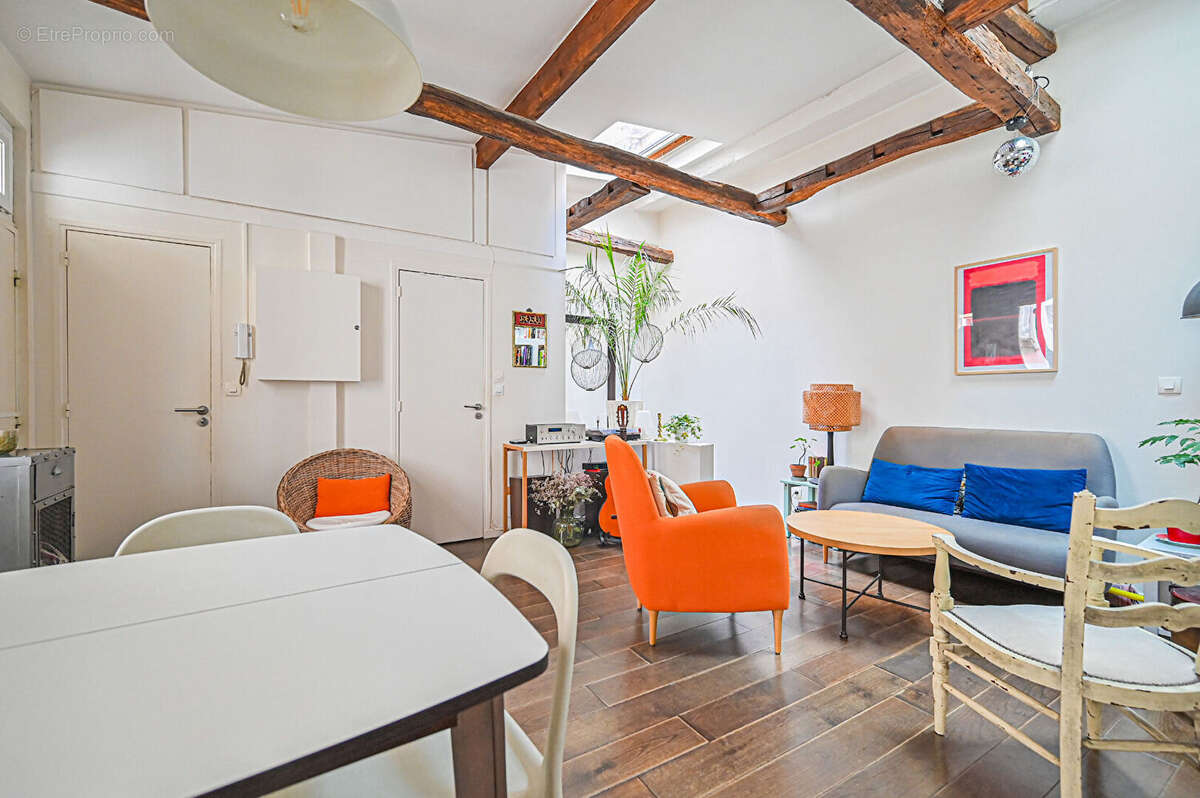 Appartement à PARIS-11E