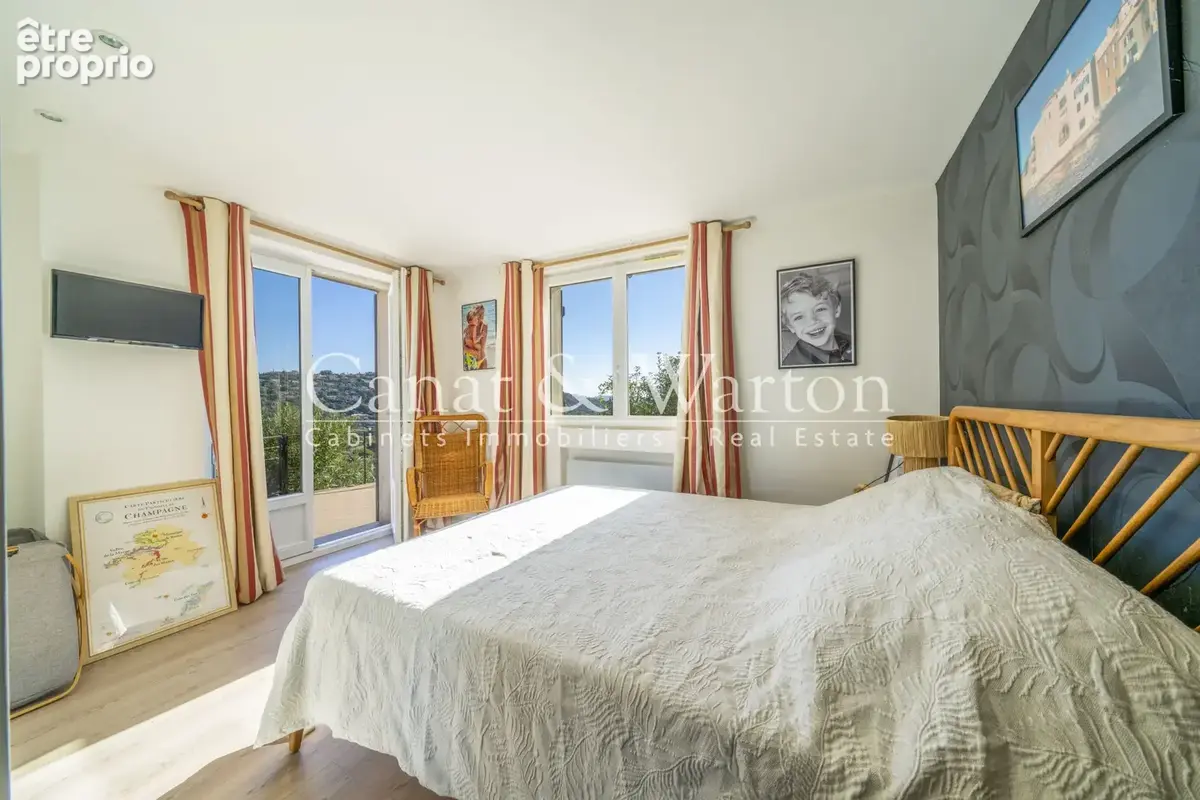 Dans une impasse à cavalaire, villa avec vue mer & piscine - photo 7