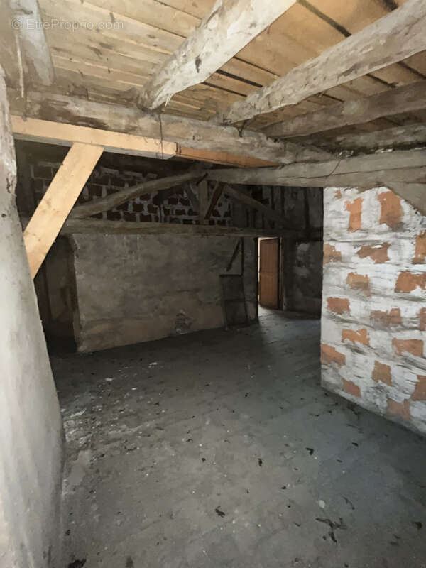 Appartement à LE MAS-D'AZIL