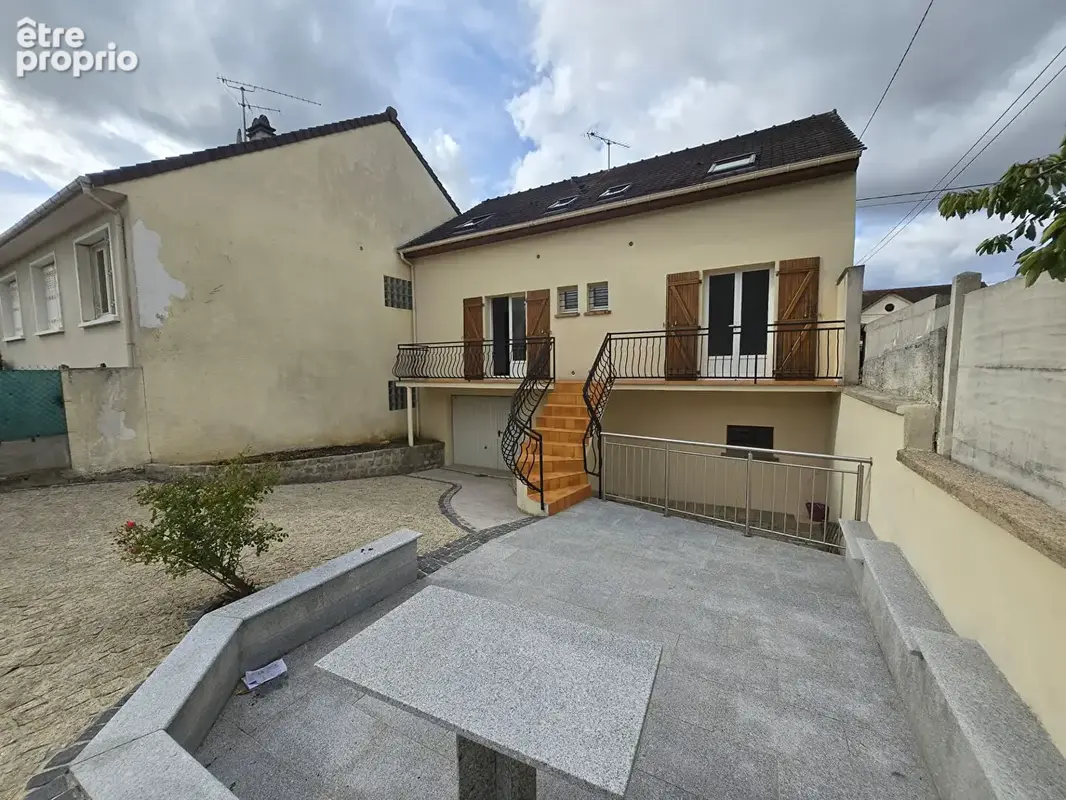 Maison 6 pièces à vendre à Sainte Geneviève des Bois - photo 10