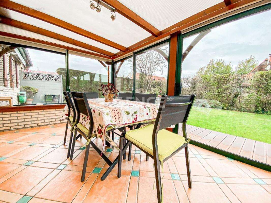 Maison à LONGUENESSE