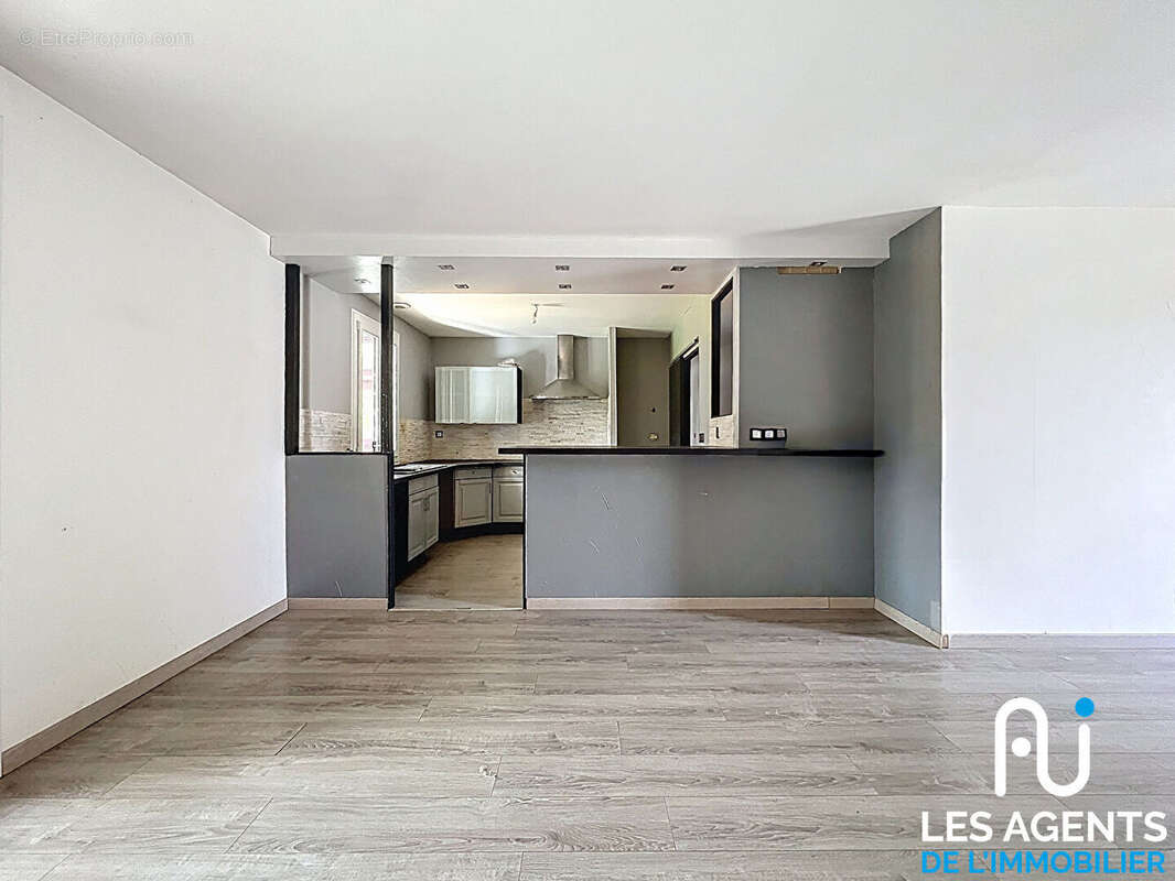 Maison  5 pièce(s) - photo 4