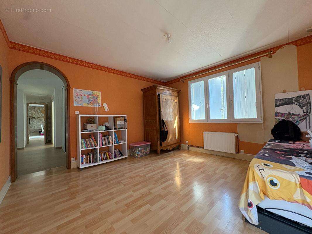 Maison Magne 7 pièce(s) - photo 12