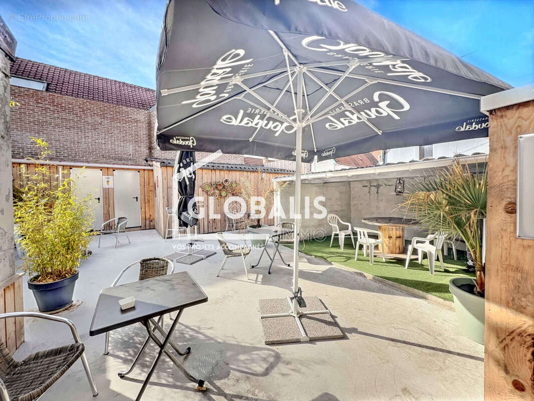 Appartement à AIX-NOULETTE