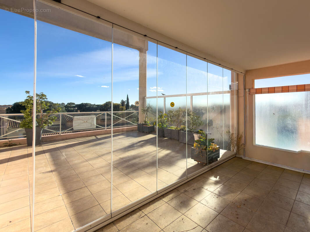 Appartement à LA LONDE-LES-MAURES