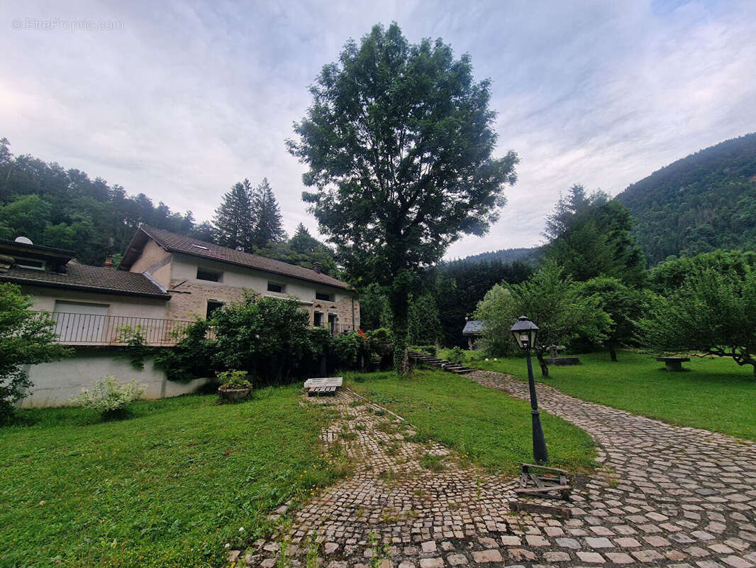 Nantua propriete - photo 2