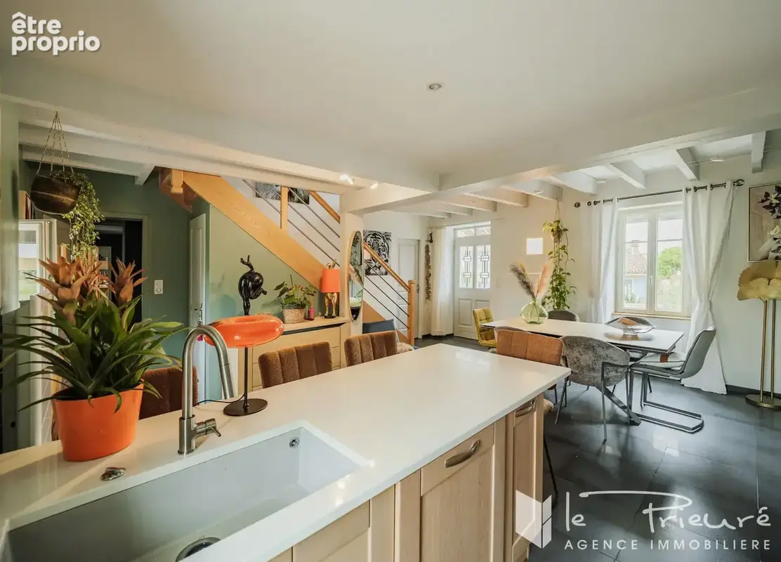 Réalmont ? Maison de 104 m² avec garage, véranda et beau potentiel d'aménagement - photo 4