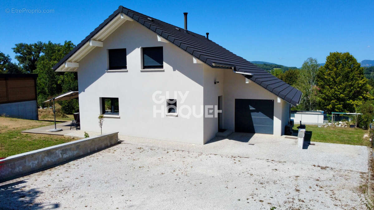 Maison Montcel 5 pièces 156.75 m2 - photo 2