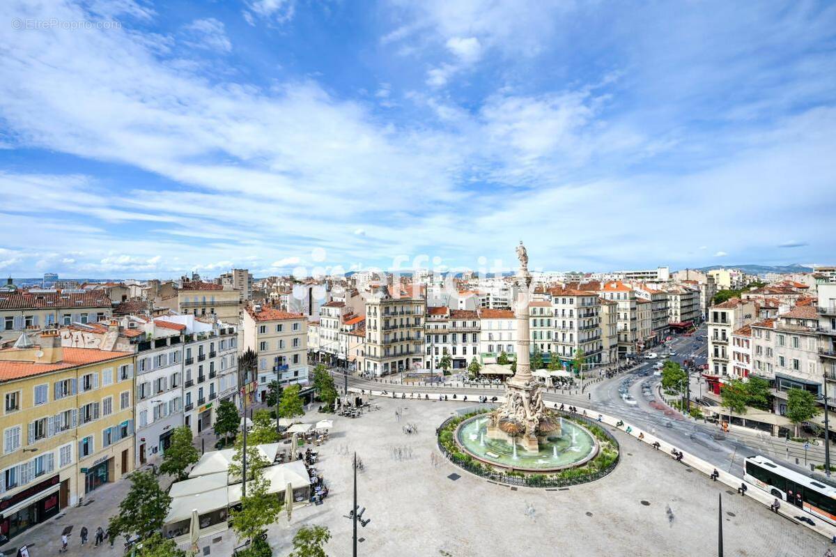 Appartement à MARSEILLE-6E