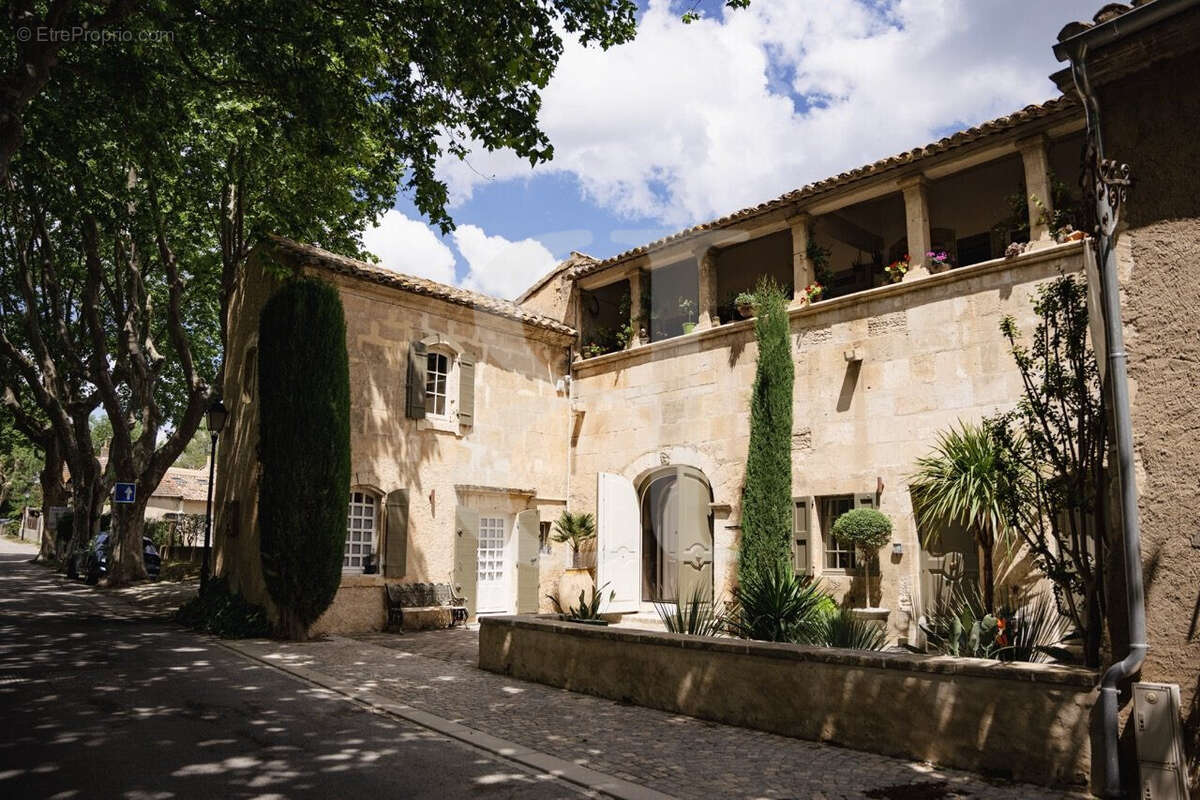 Maison à MAUSSANE-LES-ALPILLES