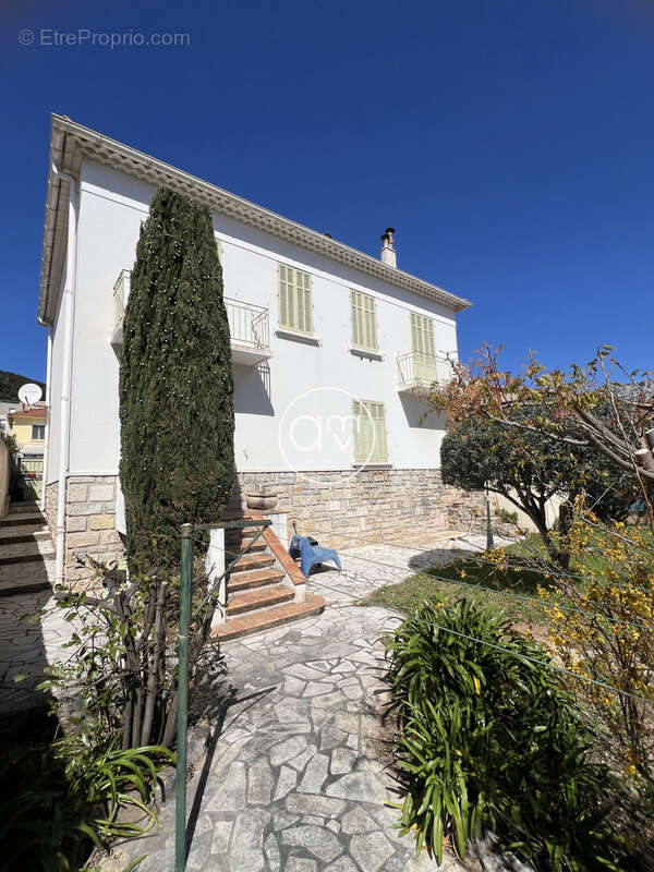 Maison à LA VALETTE-DU-VAR