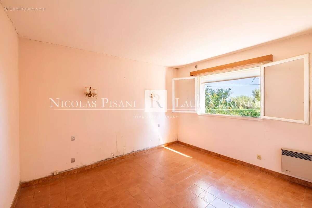 Maison à ROQUEBRUNE-CAP-MARTIN