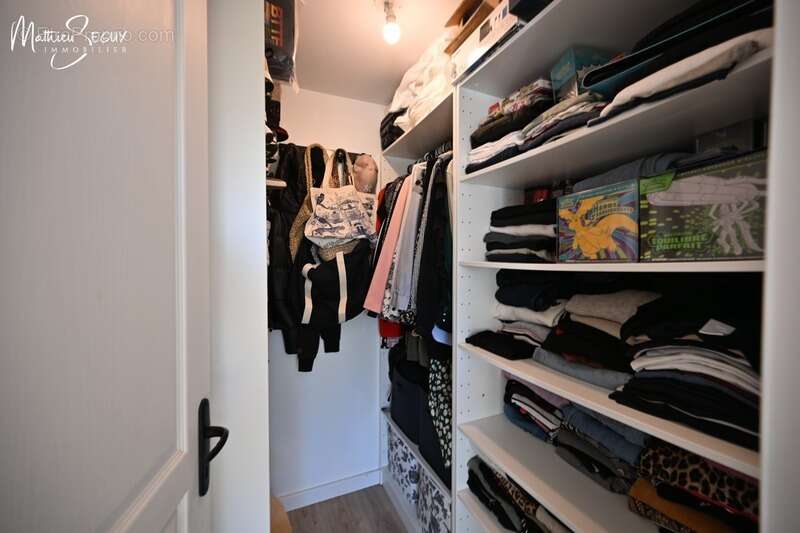 Appartement à COURZIEU